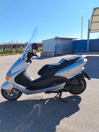 Yamaha majesty 150