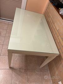 Tavolo da sala-cucina