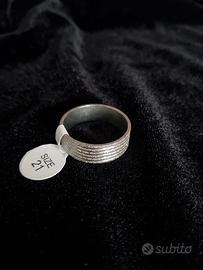 Anello fascia lavorazione diamantata / glitter 