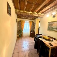 Casa indipendente a Borgo a Mozzano