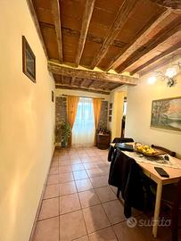 Casa indipendente a Borgo a Mozzano