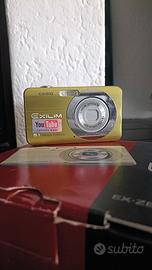 Fotocamera Casio verde lime