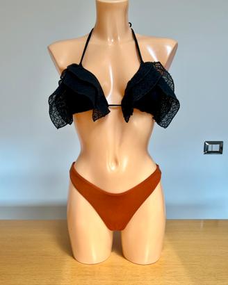 F**K - bikini con volant nero e arancione