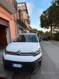Furgone Citroen Berlingo 3 posti
