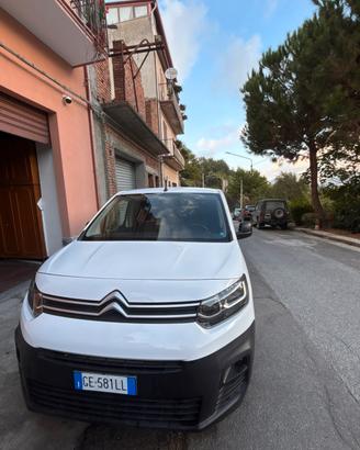 Furgone Citroen Berlingo 3 posti