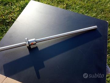 Vite trapezoidale a ricircolo di sfere CNC SFU1605