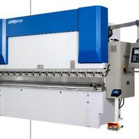 Piegatrice pressopiega lamiera