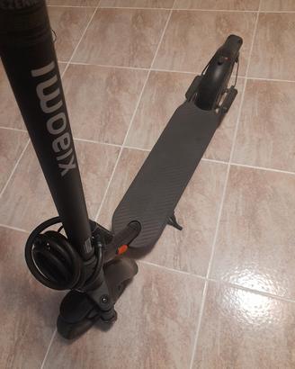 monopattino xiaomi elite