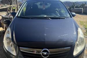 Opel corsa 1.2 neopatentati