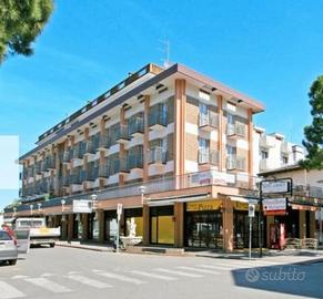 Da aprile a settembre 3+1 posti zona mazzini
