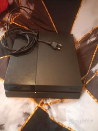 PS 4 tutto funzionante 
