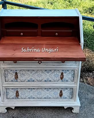 Mobile shabby, scrittoio