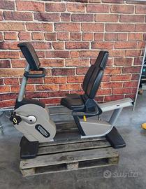 TECHNOGYM EXCITE BIKE RECLINE 1000 LED CYCLETTE