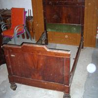 VECCHIO LETTO SINGOLO IN NOCE
