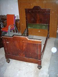VECCHIO LETTO SINGOLO IN NOCE