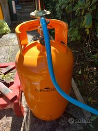 Bombola gas da 5 kg.