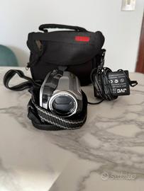 videocamera JVC  modello GZ-MG134E 