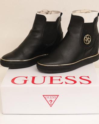 Stivaletto in pelle GUESS