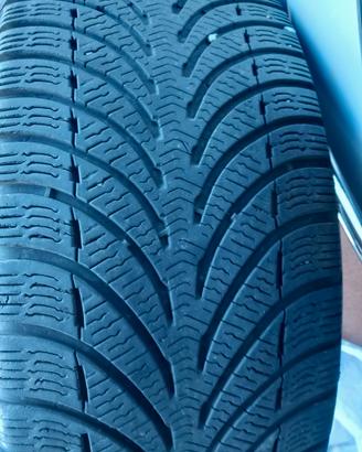 Gomme invernali 215/55/17