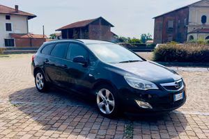 Opel astra 1.7 cdti 110cv 2011