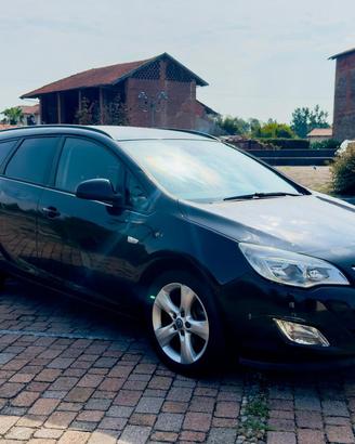 Opel astra 1.7 cdti 110cv 2011