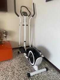 Ellittica pro form bianca e nera