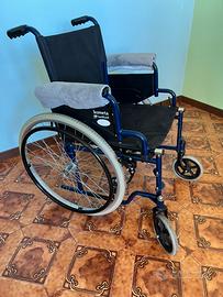 Carrozzina per anziani o disabili