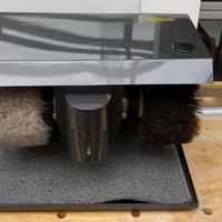 Macchina lucidante automatica per scarpe
