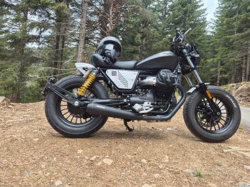 V9 bobber seminuova 780km