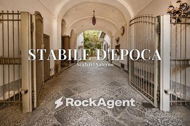 Palazzo / Stabile di 791 m² con più di 5 locali a 