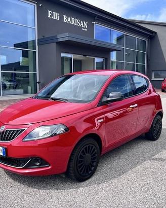 Lancia Ypsilon 1.0 FireFly 70cv Hybrid Silver