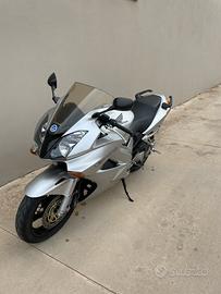 Honda vfr 800