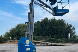 Piattaforma a pantografo TOUCAN 10 E