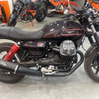 Moto Guzzi V7 Stone - 2024