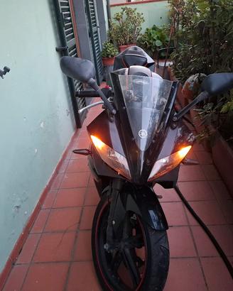 Yamaha r125