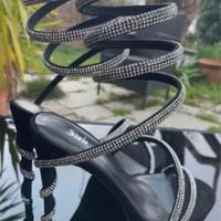 Tacchi con plateau e strass