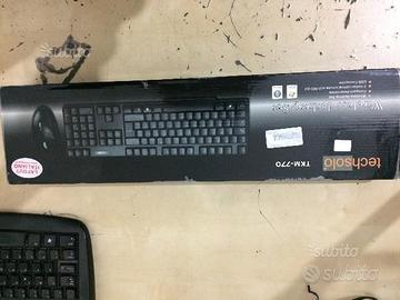 Techsolo Modello TKM-770 é un Kit Tastiera Mouse