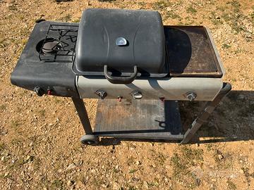 Barbecue a gas 2 fuochi con fornelo e piastra