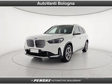 BMW iX1 eDrive 20 X-Line