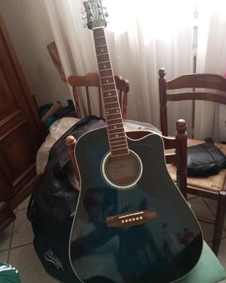 Chitarra Acustica