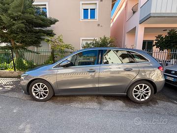 Mercedes B 180d Sport - entro 15 aprile 26