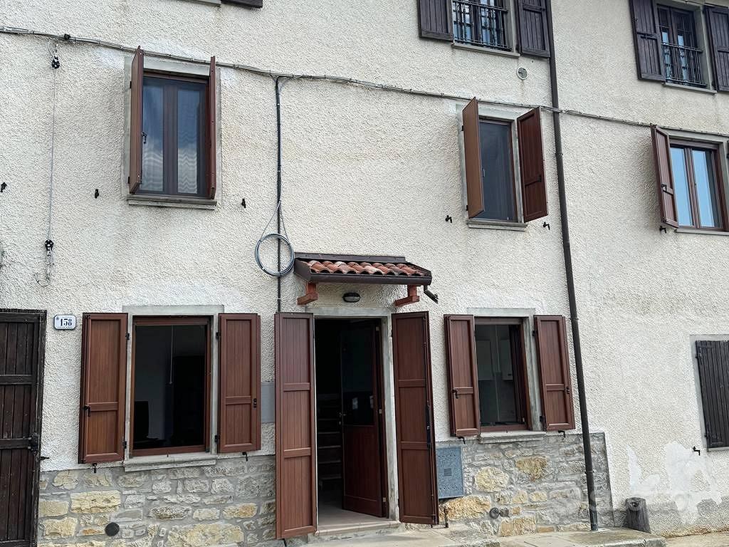 Villetta a schiera di 80 m² con 3 locali a Tizzano