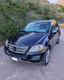 Mercedes-Benz ML 350 CDI V6 4Matic (W164) – 2011
