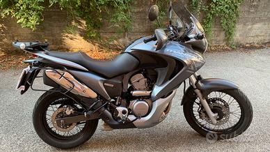 HONDA TRANSALP 700