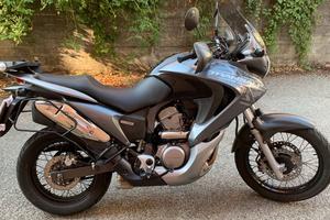 HONDA TRANSALP 700