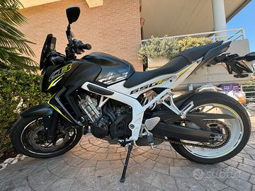 HONDA CB650 2017 21600KM ROMA