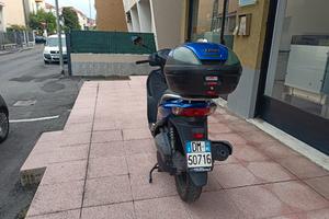 Suzuki sixteen 150 anno 2009