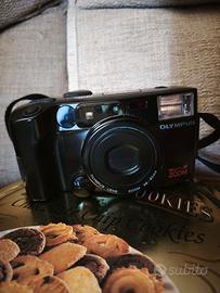 Macchina fotografica Olympus IZM 200