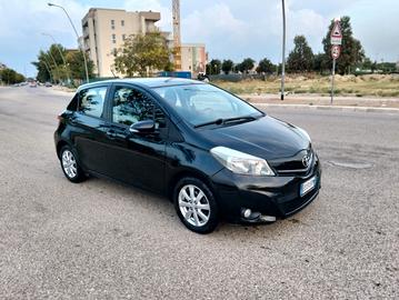 Toyota Yaris 1000