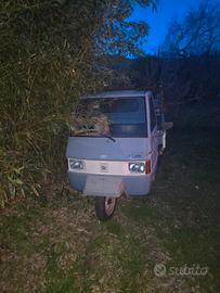 Ape 703 , con cassone grande